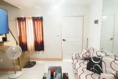 Image de 2br with Ac Townhouse near airport Free Wifi