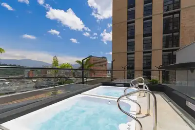 Image de Design 2br-2ac Apt El Poblado, Coworking & Jacuzzis