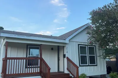Image de Beautiful 2-bedroom house with full kitchen in Lake Charles