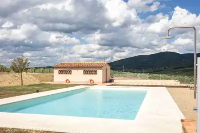 Image de Castello Vicchiomaggio- 6‑Guest Villa in Chianti Vineyards –