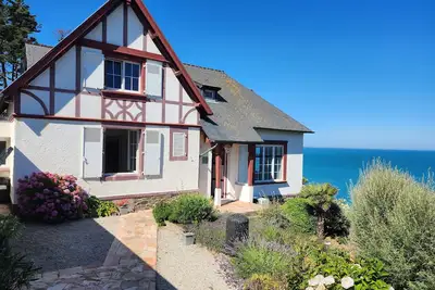 Image de Villa front de mer Granville vue sur l'Archipel de Chausey