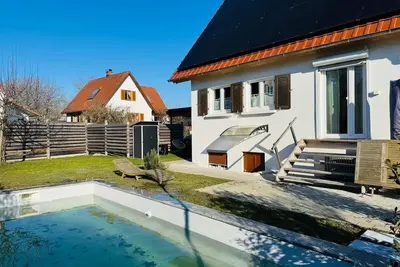 Image de Your house with pool by the lake, quickly on Lindau Island or Bregenz.