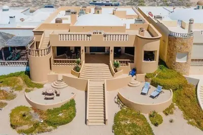 Image de Direct Beachfront 3000sq' 5-bedroom 4-bathroom luxury house in Puerto Penasco Mx