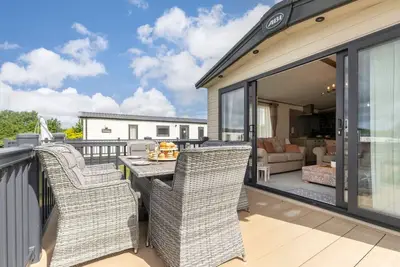 Image de Peaceful Millers Lodge at The Cotswold Water Park