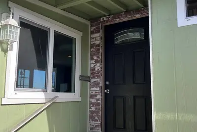 Image de A Surfers Paradise! - Steps from Beacon’s Beach, Encinitas