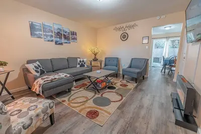 Image de Near Hiking & Water Parks! *Wi-Fi*Fireplace*Patio*