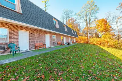 Image de 2 Townhomes near Hiking & Fun! *Dogs Ok*Fireplace*
