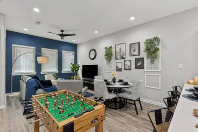 Image de The Larimar 2bd TownH: 7st Walkable, Comfy & Cool!