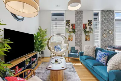 Image de The Folium: 3bd In the Heart of Magnolia & Homey!