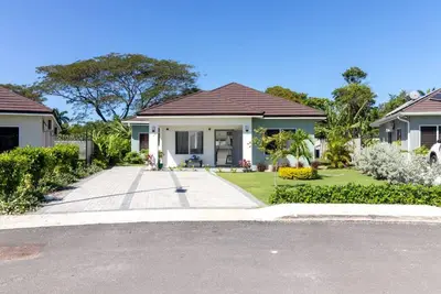 Image de Draxhall~Beach Access~Gated Community~Full Air Con