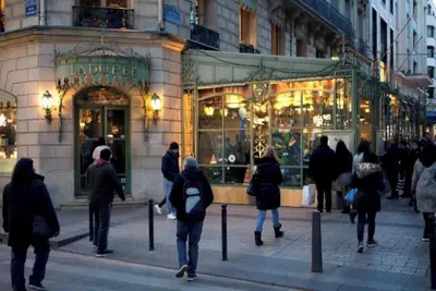 Image de Luxury 5br Paris Apartment – Steps from Champs-Élysées & Arc de Triomphe