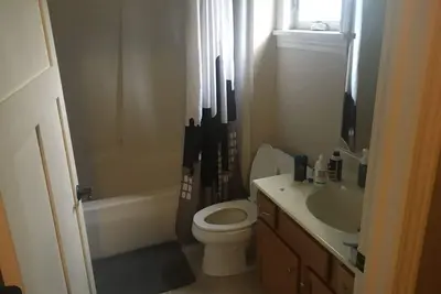 Image de 3-Bedroom House, Short Walk to Nd and Downtown