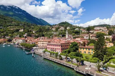 Image de Charming Family Villa with Lake View and Private Pool