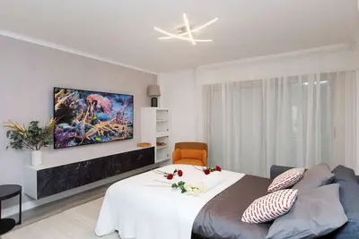 Image de Appartement luxueux collé au prestigieux hôtel le Martinez centreplage Croisette
