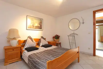 Image de Appartement de deux chambres avec la terrasse Nemira, Omis (A-2781-c)