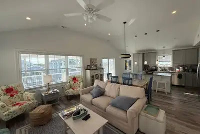 Image de 131 W Spicer Ave, Unit 2