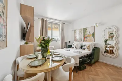 Image de Lavie Maison : Sauna, Hot Tub & Ac Close Eiffel