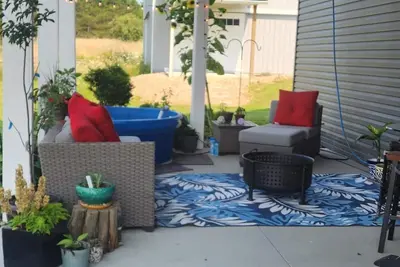 Image de 2-bedroom townhome. Centrally located to multiple college's. Pet friendly