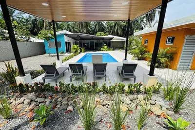 Image de Family-Friendly 4br Oasis with A/C & Pool near Playa Bandera