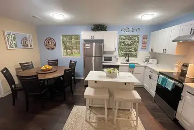 Image de Seminole SpearIt House - Perfect for Your Fsu Game-Day Experience!