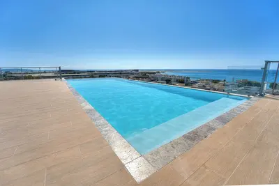 Image de Appartement Fleuri, vue mer - Welkeys