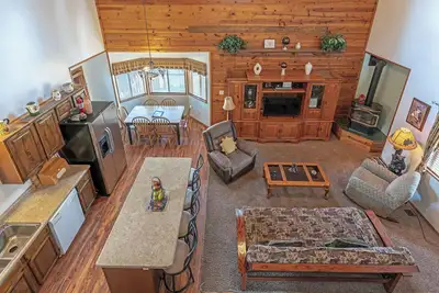 Image de Big Pines Ponderosa Cabin