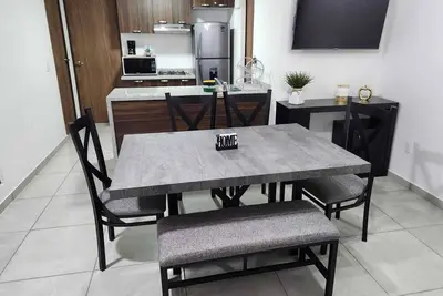 Image de Spacious apartment with pool, gym, terrace, parking and security.