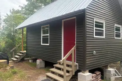 Image de Off-Grid Glamping Escape House - reconnect with nature w/o giving up comfort.