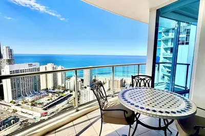 Image de Chevron Renaissance Lvl 32 Ocean and Pool Views, Secure Parking