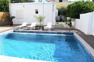 Image de Villa with pool and privete garden at the beach