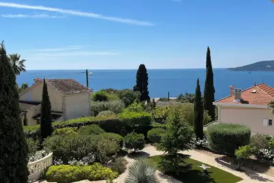 Image de Villa-appartement de charme - 10 couchages - Vue mer - 200 m de la plage