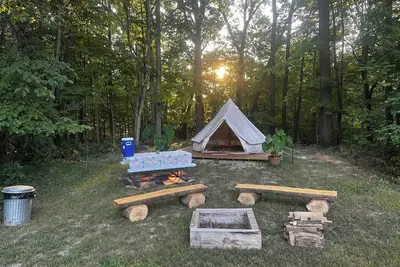 Image de Bell Tent Under the Stars