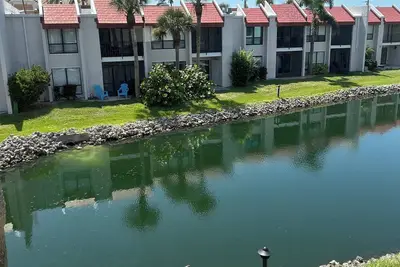 Image de Island Oasis Retreat - 1 Minute Walk to the Beach