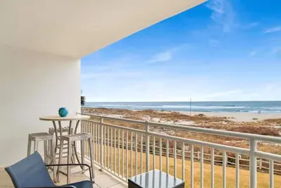 Image de SeaSpray West 203 | 2 Br Gulf-Front Luxury Condo | Boat Dock Access