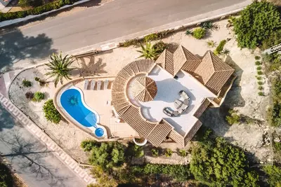 Image de Roca de Leones, beautiful villa with sea view, close to beach and town