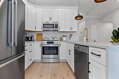 Image de 5br3b Lux Home Walk to Subway Near Downtown