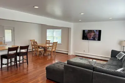 Image de Cozy Westchester Retreat w/ Fast Wi‑Fi