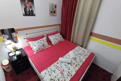 Image de 2-bedroom apartment in fabulous Ahmad Building with Ac
