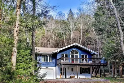 Image de Secluded Cabin | Hot Tub & 5 Min to Windham
