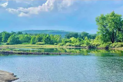 Image de Charming Milford-Montague Riverway Cottage
