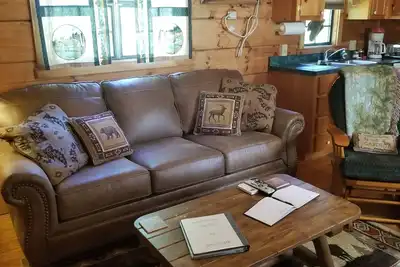 Peaceful Treasure 2/Bed Riverfront Cabin in Franklin Nc