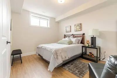 Image de Colour Cove Retreat | A Cozy Modern Haven for Every Season of Relaxation!