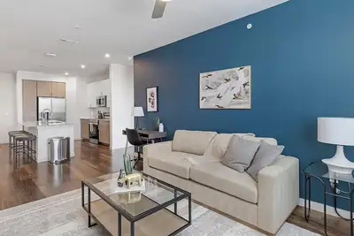 Image de Landing | Stylish 2bd, Gym, Pool