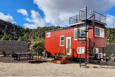 Image de Cozy Zion Tiny Home with Epic Mountain & Sunset Views
