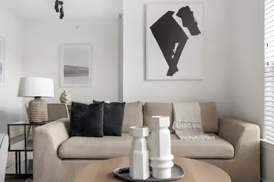Image de Landing | Spectacular 2bd, Gym, Pool