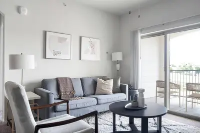 Image de Landing | Amazing 2bd, Yoga Studio, Pool