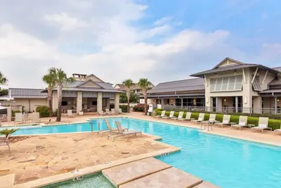 Image de Landing | Amazing 2bd, Yoga Studio, Clubhouse