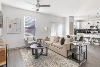 Image de Landing | Beautiful 2bd, Pool, Clubhouse
