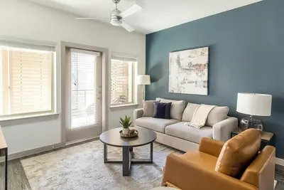 Image de Landing | Spectacular 1bd, Pool, Gym