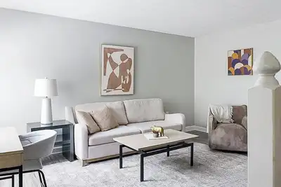 Image de Landing | Stylish 2bd, Clubhouse, Gym